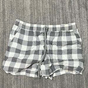 Sonoma Gray and White Checkered Women's Cargo Shorts